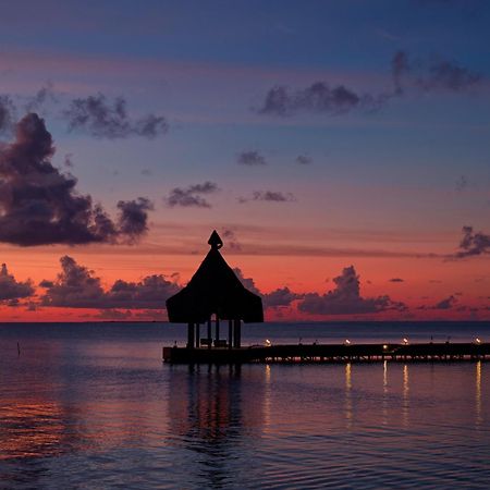 Canareef Resort Maldives Addu City Exterior photo