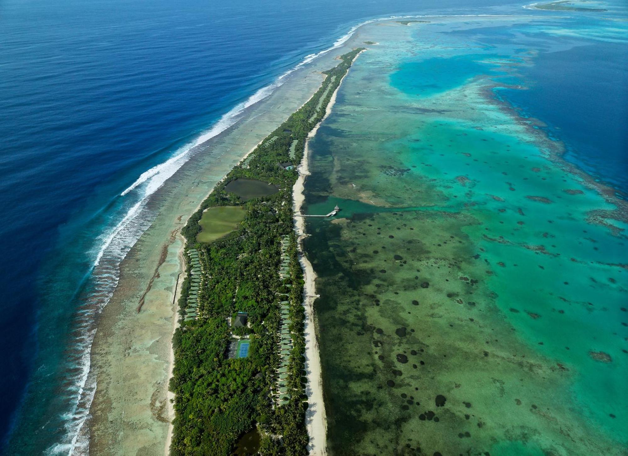 Canareef Resort Maldives Addu City Exterior photo