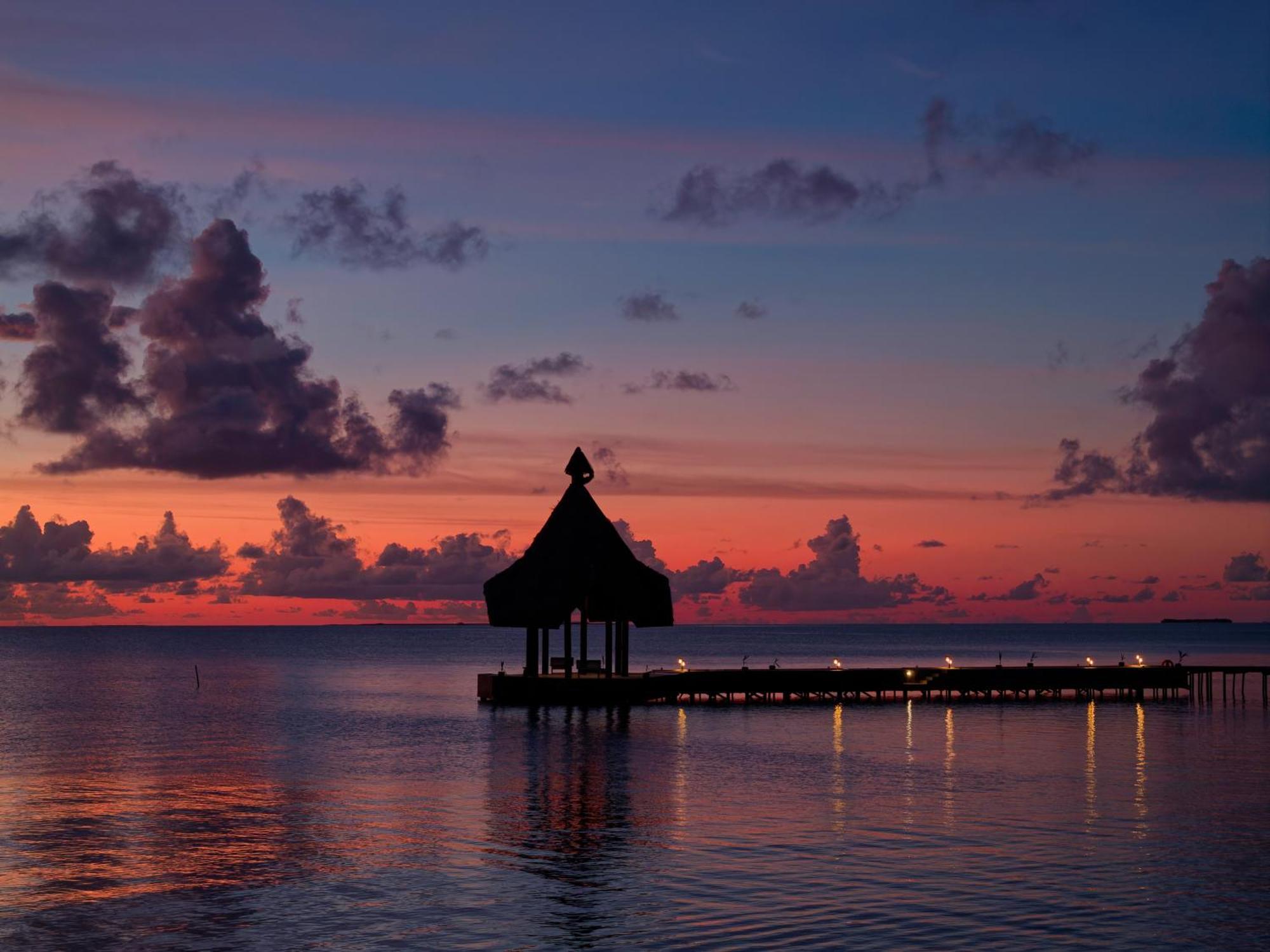 Canareef Resort Maldives Addu City Exterior photo